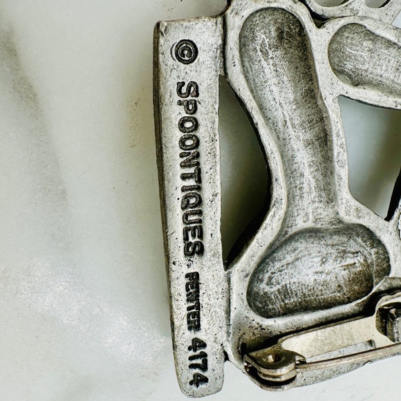 Vintage Pewter Brooch Lot Salon Manicure Nail Spoontiques JJ Blow Dryer Scissor - Picture 3 of 10